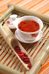 回合制战术《高水位》3月14日发售 登陆全平台